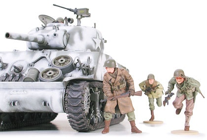 1/35 M4A3 シャーマン戦車105mm榴弾砲 完成！ 1/35 タミヤ M4A3 Sherman シャーマン戦車 105mm榴弾砲