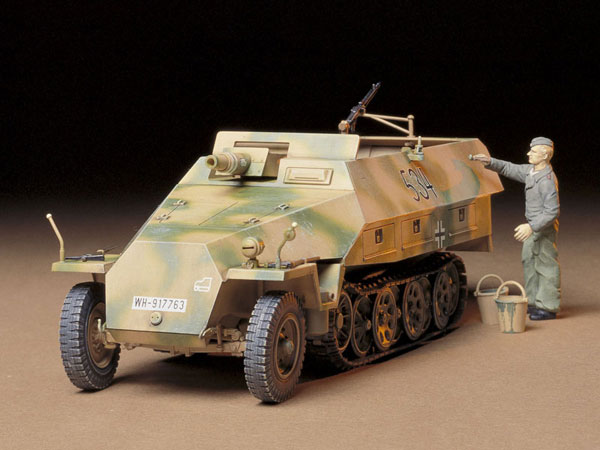 1/35 ドイツ ハノマークD型 カノーネンワーゲン 【35147