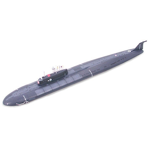 1/700 ウォーターラインシリーズ ロシア原子力潜水艦 クルスク（オスカーＩＩ）【31906】