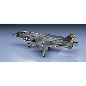 �n�Z�K���b1/72 AV8-A �n���A�[�yB10�z�bH B10 AV-8A �ر�