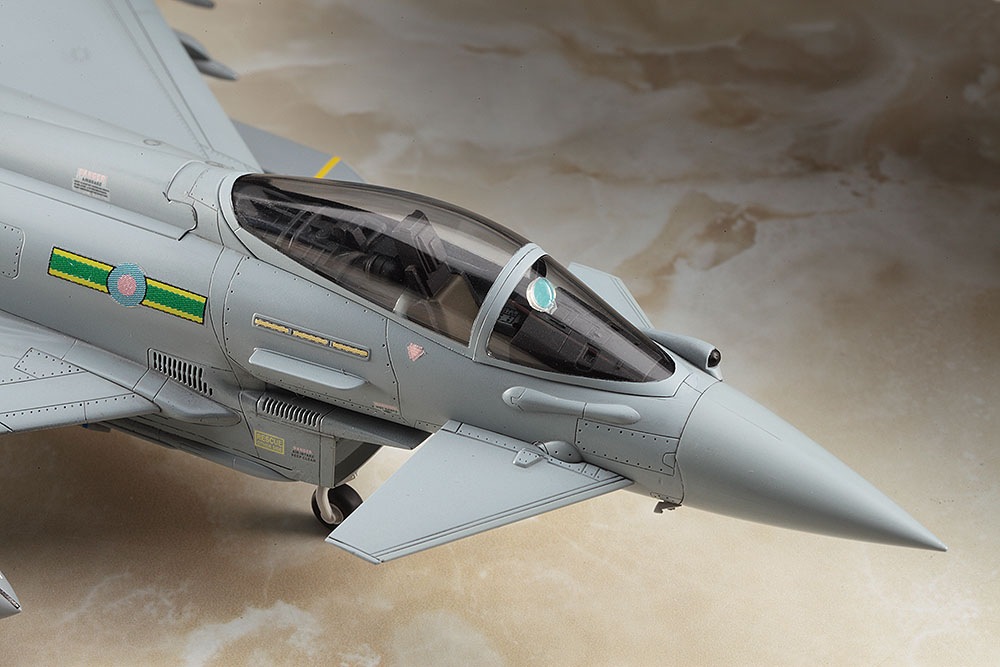 【5％OFF】 再生産】1/72 ユーロファイター タイフーン 単座型【E40 航空機・ヘリコプター
