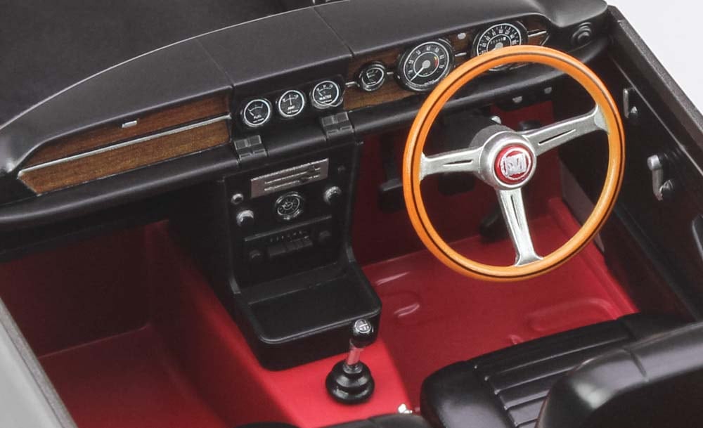 いすゞ　ベレット　記念メダル ハセガワHC58 いすゞベレット1600GTR前期型(1969) 1/24スケール