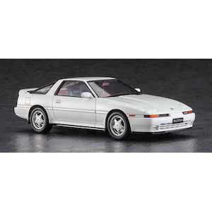 1/24 トヨタ スープラ A70 2.0GTツインターボ 1990 w/ガールズフィギュア【SP614】
