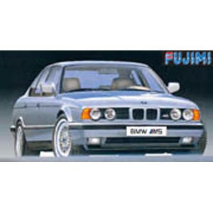 �t�W�~�b1/24 BMW M5�yRS34�z�b̼�� RS34BMW535I