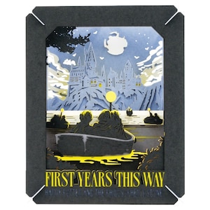 �G���X�J�C�b�w�n���[�E�|�b�^�[�x �y�[�p�[�V�A�^�[ �uFirst years this way�v�yPT-401�z�bPT-401 �ذ�߯�� First years this way