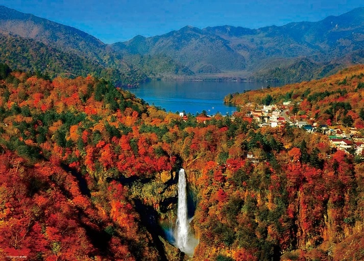 日本風景 『煌めく紅葉と華厳の滝』 600ピース【600-015