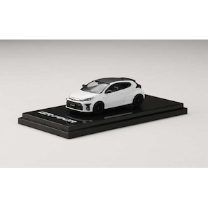 1/64 トヨタ GR YARIS RZ "ハイパフォーマンス"（スーパーホワイトII）【HJ641024HW】