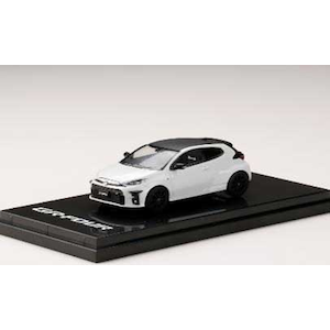 1/64 トヨタ GR YARIS RZ "ハイパフォーマンス"（プラチナホワイトパールマイカ）【HJ641024HPW】