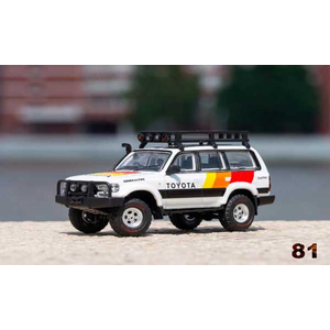 1/64 トヨタ ランドクルーザー LC80 Off-road version- RHD　ホワイト【KS014-81】【在庫処分】