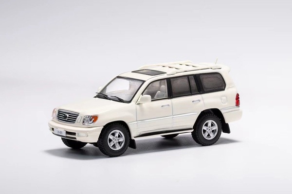 イーグルズレース製　フォード　ムスタングコブラ　白  1/18 　中古品 イーグルズレース製 フォード ムスタングコブラ 白 1/18 中古品
