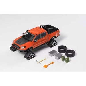 1/64 トヨタ TACOMA 2022 - スキーバージョン / アクセサリー付 オレンジ【KS077-507】