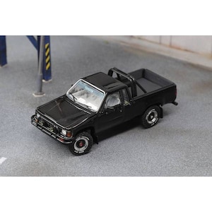 �Q�C���R�[�v�v���_�N�c�b1/64 Toyota Hilux SR5 XTRA Cab 1985 -(LHD) - �h�X�P�[�g�{�[�h�t�h �u���b�N�yKS062-514�z�bKS062-514 ��� ʲׯ�� SR5 ��ׯ� ����·