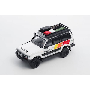 1/64 トヨタ ランドクルーザー LC80 Retrofit version 左ハンドル仕様 ホワイト【KS014-614】