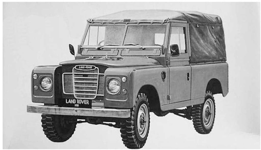 Amazon | イタレリ 1/24 ランドローバー 109 LWB (日本語説明