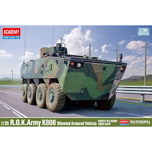 1/35 装甲兵員輸送車 K808 ベクホ【13569】