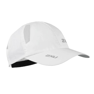 2XU�b�c�[�^�C���Y���[ �����L���b�v�iWHT/WHT�E�T�C�Y�FF�j�bUQ5685F-WHT/WHT-F