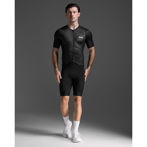 2XU�b�g���C�A�X�����X�[�c MT7394d-BLK-WHT Aero Hex Sleeved Trisuit - Blk-wht [�����Y]�i�T�C�Y�FM�j�bMT7394D-BLK-WHT-M