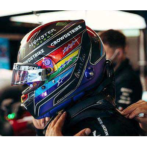 1/5 ヘルメット Mercedes-AMG - Abu Dhabi GP 2021 - Lewis Hamilton【5HF070】