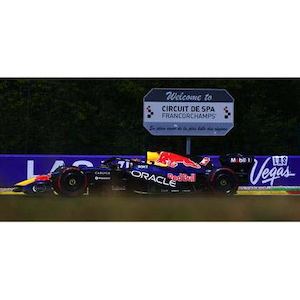 �X�p�[�N�b1/43 Oracle Red Bull Racing RB22 No.3 3rd Belgian GP 2026 - Oracle Red Bull Racing's 300th Podium Max Verstappen�yS9333�z�bS9333 RB22 No.3 3rd