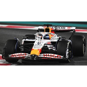 �X�p�[�N�b1/43 Racing Bulls VCARB 02 No.6 Visa Cash App Racing Bulls Formula One Team Abu Dhabi GP 2025 with pit board�yS9681�z�bS9681 ڰ�ݸ���ٽ� No.6 �������GP 2025 PB