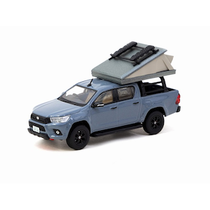 1/64 Toyota Hilux Grey【T64R-041-CAMP】