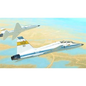 トランペッター 1/48 アメリカ空軍 T-38 タロン プラモデル rdzdsi3 Amazon | トランペッター 1/48 アメリカ空軍 T-38 タロン