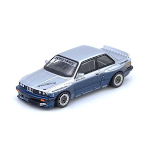 INNO MODELS�b1/64 PANDEM E30 M3 �V���o�[/�u���[�yIN64-E30P-SILBLU�z�bIN64-E30P-SILBLU ������ E30 ���ް/��ٰ